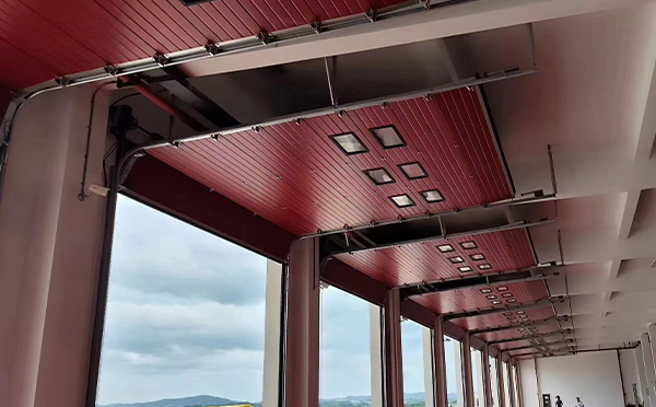 酒泉工业翻板门