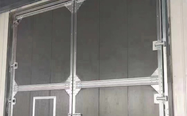 酒泉兰州厂房酒泉工业门选购与使用指南：打造高效安全的生产环境