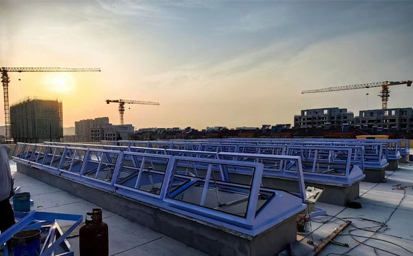 消防酒泉排烟窗工作原理