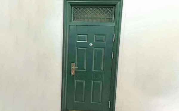 酒泉学校教室门