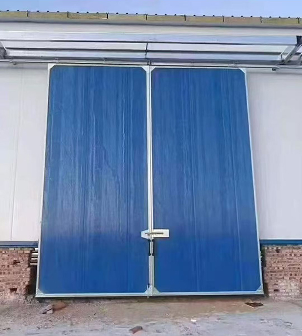 酒泉工业门在大型仓储物流通道中的应用实例